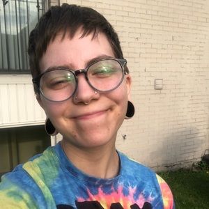 Meet your Posher, Maddie